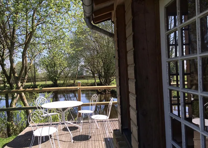 La Maison De L\'Etang