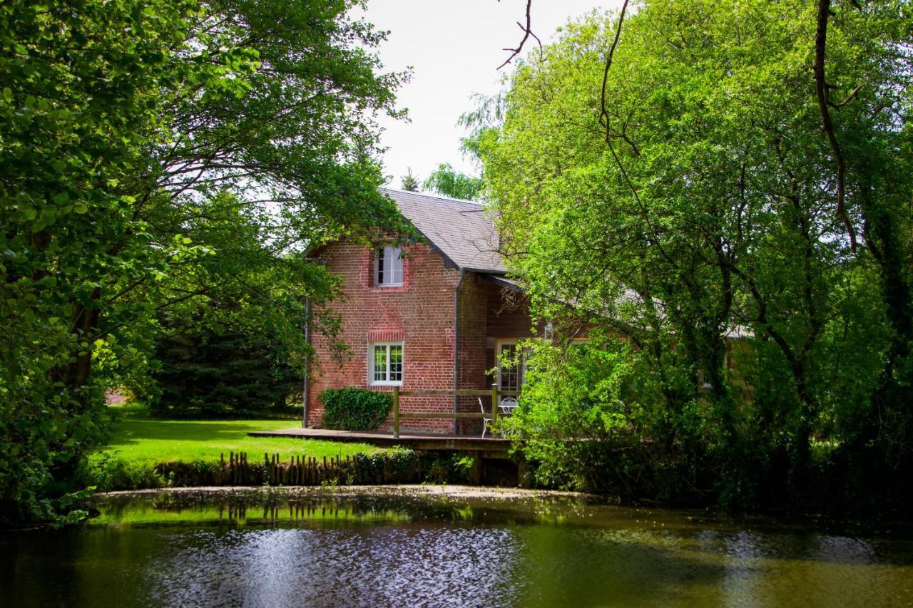 La Maison De L'etang Casa de Férias Manerbe